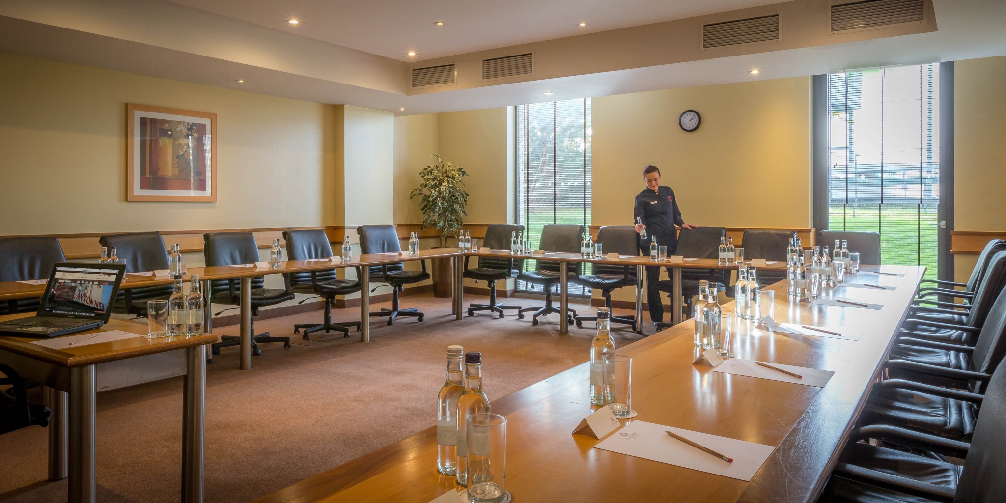 Meeting Rooms – Things to Consider When Hiring a Meeting Room